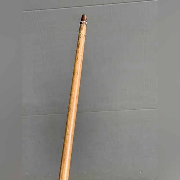 Antique Hallmarked Sterling Silver Blond Hardwood Crook Handle Walking Stick - Picture 9 of 16